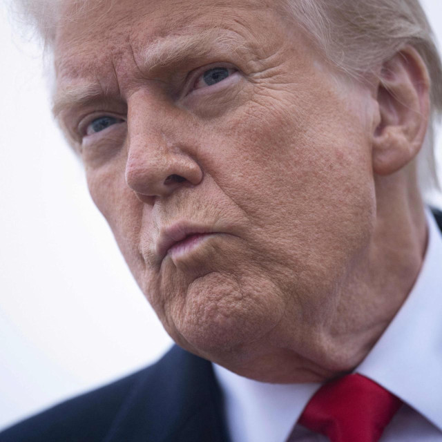Trump pokrenuo napade na jemenske hutiste i zaprijetio Iranu