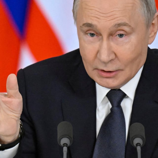 Financial Times otkriva: Putin je odbio mirovni plan SAD-a, Ukrajine i Europe prije devet dana, Trump je to znao svo vrijeme Financial Times otkriva: Putin je odbio mirovni plan SAD-a, Ukrajine i Europe prije devet dana, Trump je to znao svo vrijeme