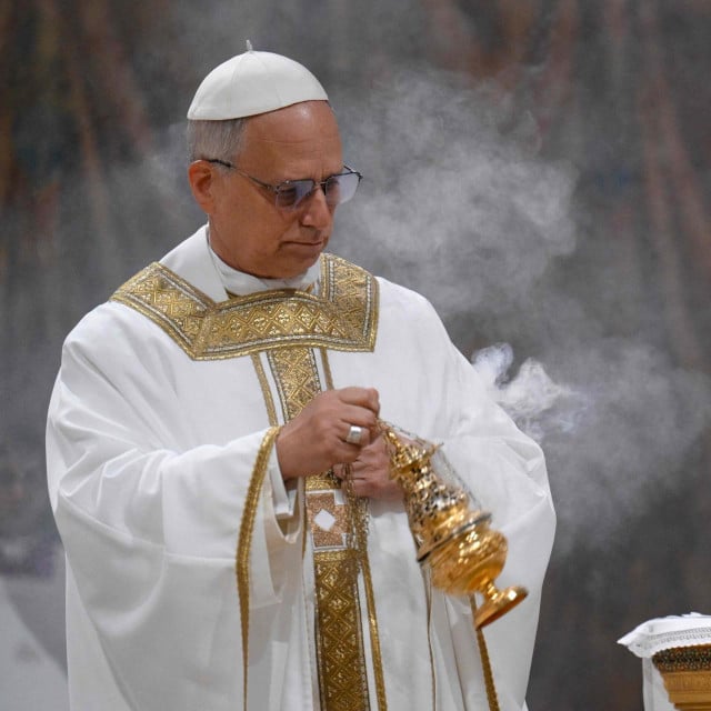 Iako ne prima plaću, papa Lav XIV. na raspolaganju ima vrijednu imovinu neprocjenjive vrijednosti Iako ne prima plaću, papa Lav XIV. na raspolaganju ima vrijednu imovinu neprocjenjive vrijednosti