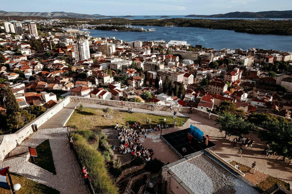 Održana manifestacija Night of Fortresses Goes Green: Kulturna baština i održivost povezale 75 lokaliteta u 10 europskih zemalja