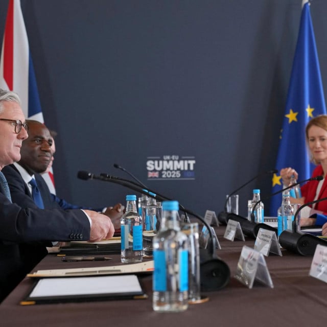 Potpisan povijesni sporazum, ‘brexitovci‘ bijesni! Potpisan povijesni sporazum, ‘brexitovci‘ bijesni!