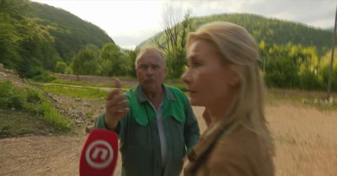 VIDEO Pogledajte kako su napali novinarsku ekipu Nove TV: Ošamarili reporterku Danku Derifaj! VIDEO Pogledajte kako su napali novinarsku ekipu Nove TV: Ošamarili reporterku Danku Derifaj!