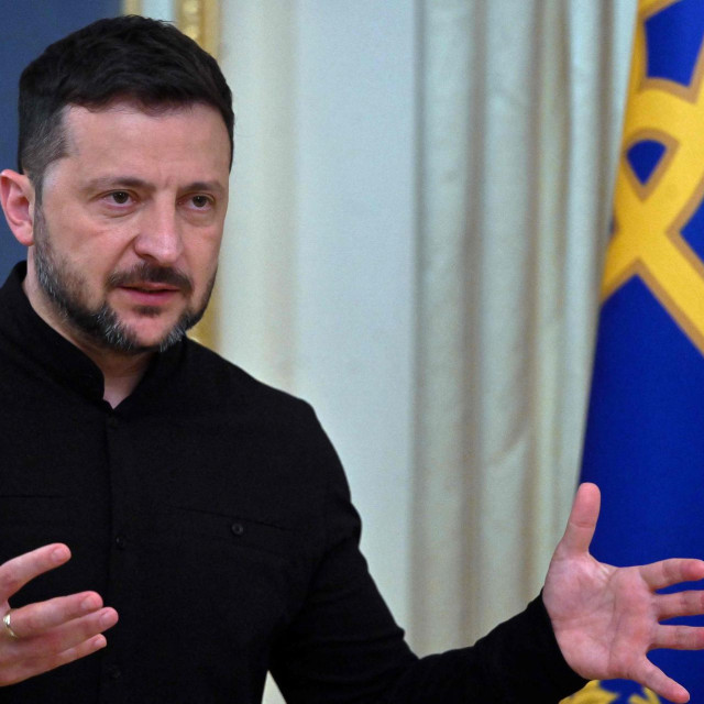 Zelenski optužuje Rusiju da planira novu ofenzivu: ‘Ovo što rade je vojno besmisleno‘